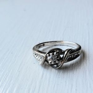 Genuine Diamond Silver Ring Size 6.5
